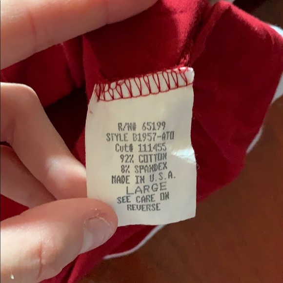 Red long sleeve - Picture 3 of 5